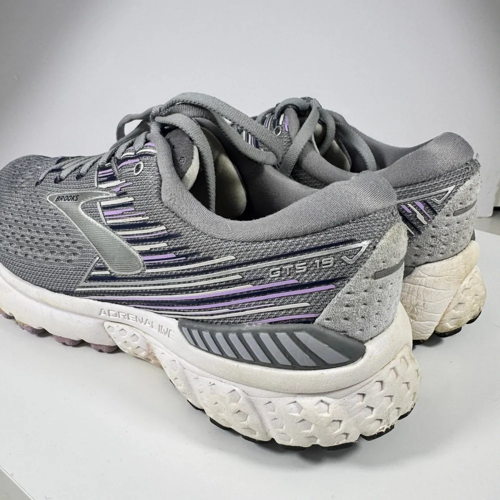 Brooks Adrenaline GTS 19 Running Shoes Womens 8.5 Grey Purple Sneakers
